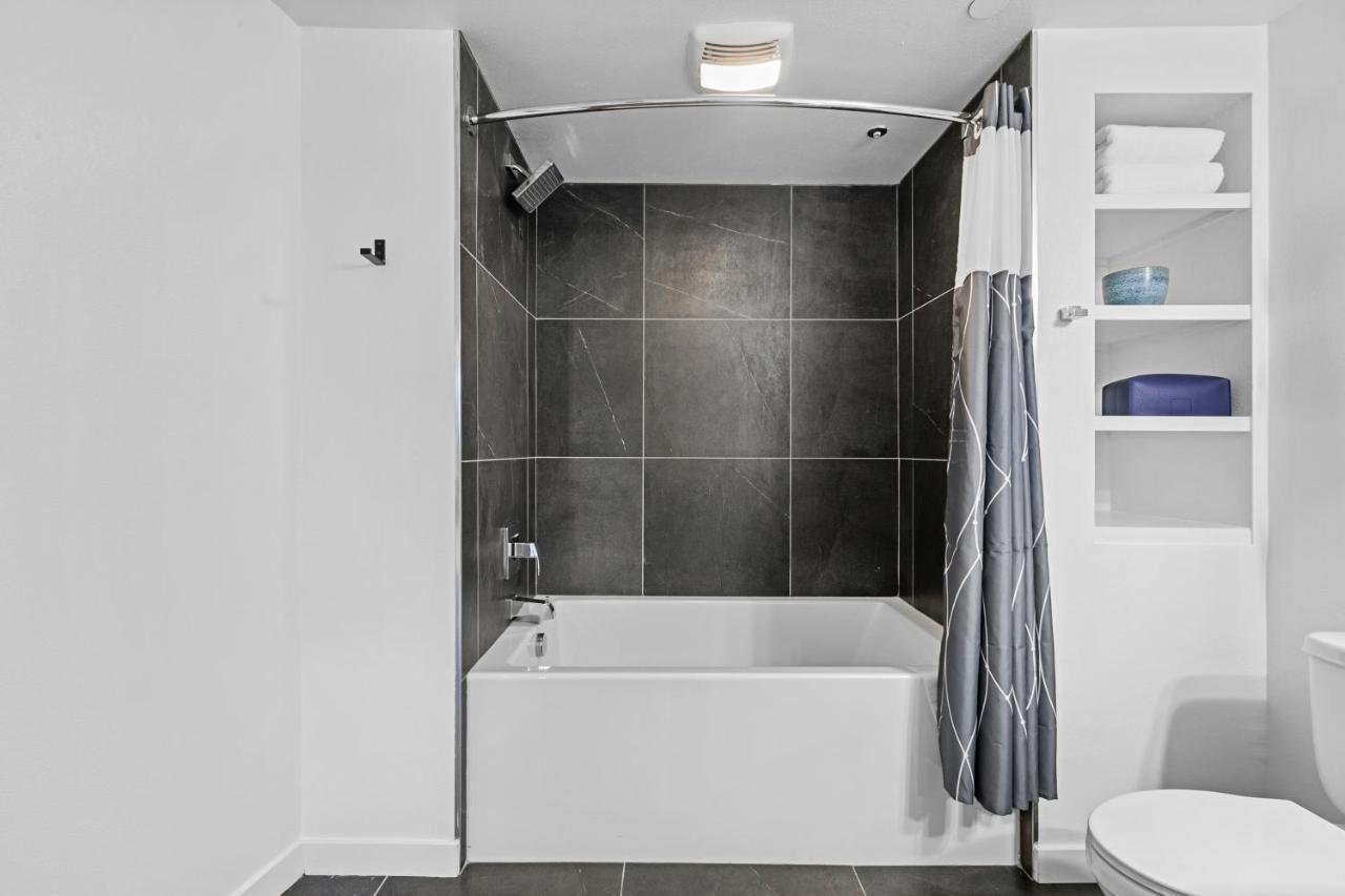 Beverly Grove Chic City Oasis 2 Bedroom Apt With Den 138 Λος Άντζελες Εξωτερικό φωτογραφία