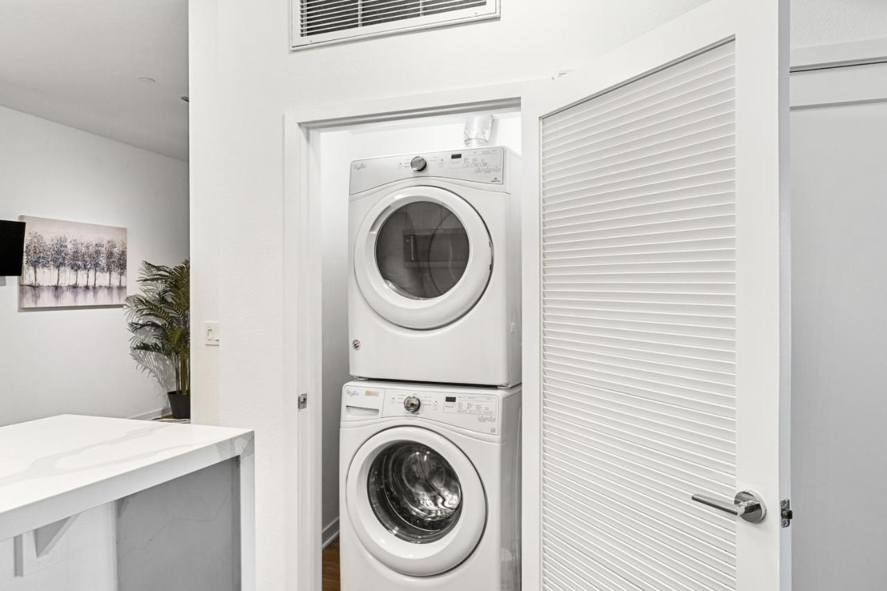 Beverly Grove Chic City Oasis 2 Bedroom Apt With Den 138 Λος Άντζελες Εξωτερικό φωτογραφία