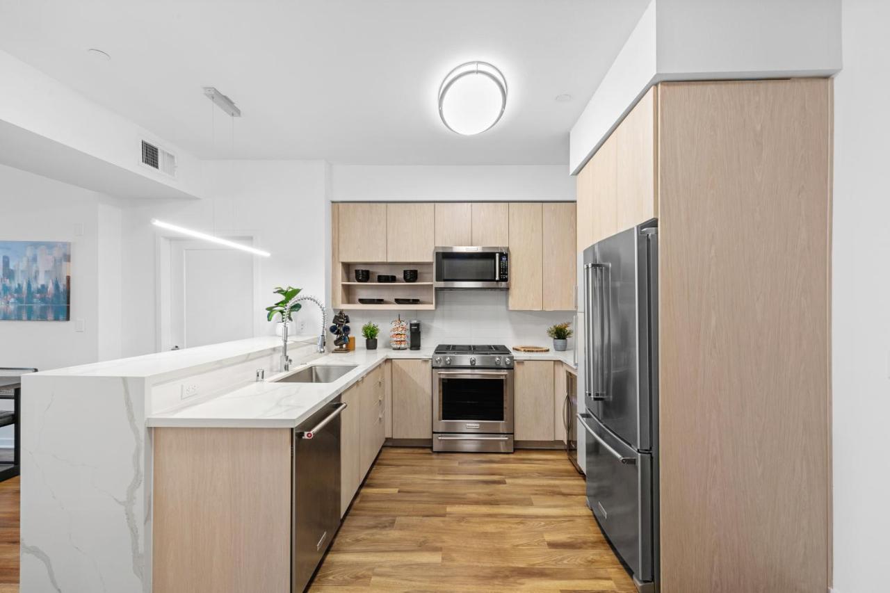 Beverly Grove Chic City Oasis 2 Bedroom Apt With Den 138 Λος Άντζελες Εξωτερικό φωτογραφία